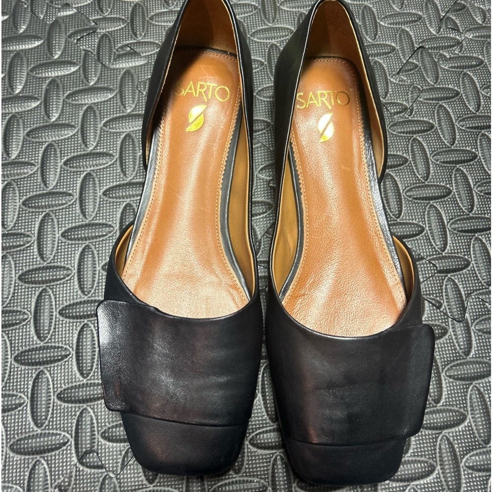Sarto Tracy black flats